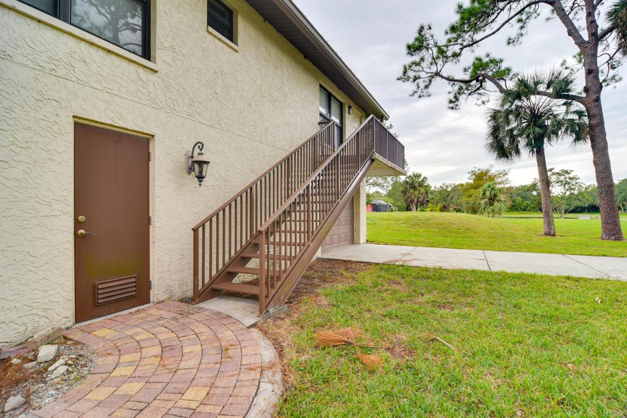 Sleek Largo Studio With Pond Less Than 7 Mi To Beach! Exterior photo